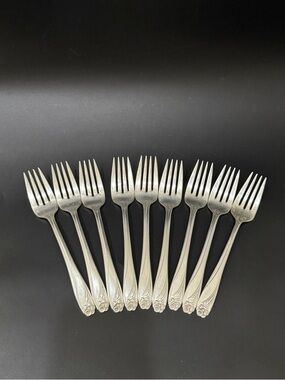 9pcs Vintage 1847 Rogers Bros IS Daffodil Flower Silver-plated 6.75” Salad Forks